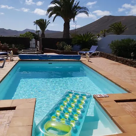 Villa Lucky - Heated Pool *