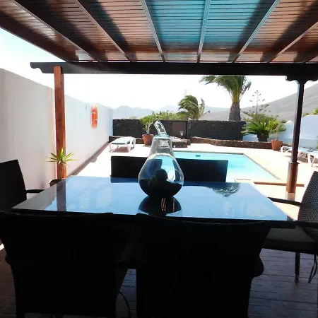 Lucky - Heated Pool