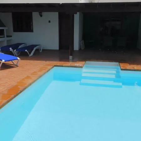 Lucky - Heated Pool Villa Mácher