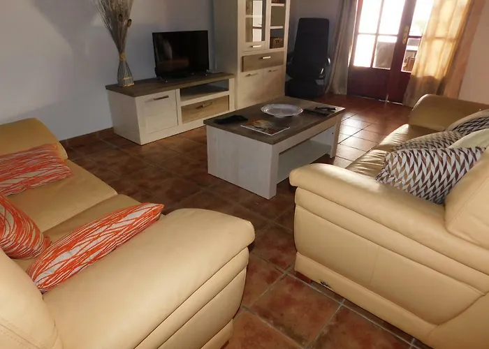 Lucky - Heated Pool Willa *